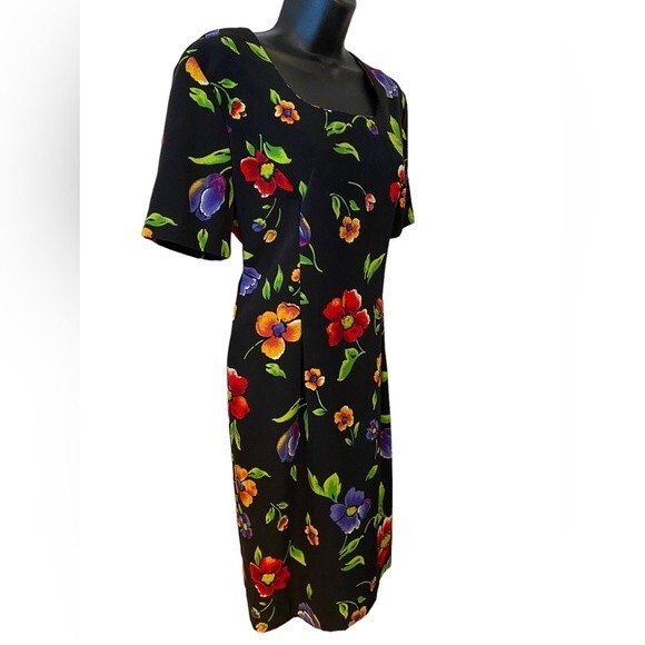 Sag Harbor Vintage black floral print short sleeve dress size 8 EUC - Picture 3 of 9